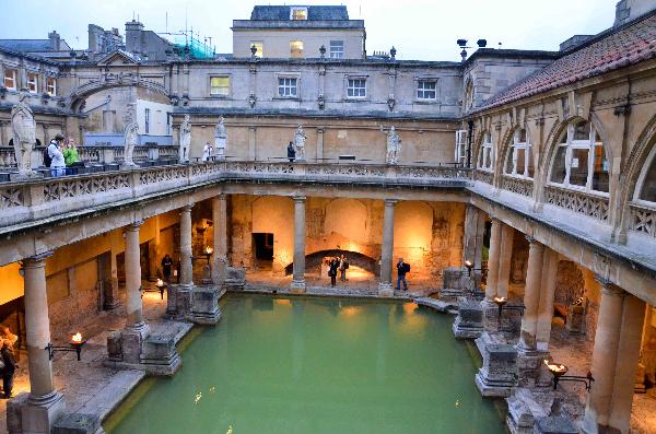 古罗马浴场博物馆   roman bath museum